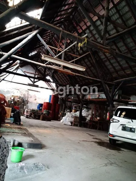 image RUMAH USAHA BANGUNAN INDUSTRI LUAS, NGAGEL TAMA, BARATAJAYA, GUBENG, SURABAYA TENGAH, JAWA TIMUR (1)