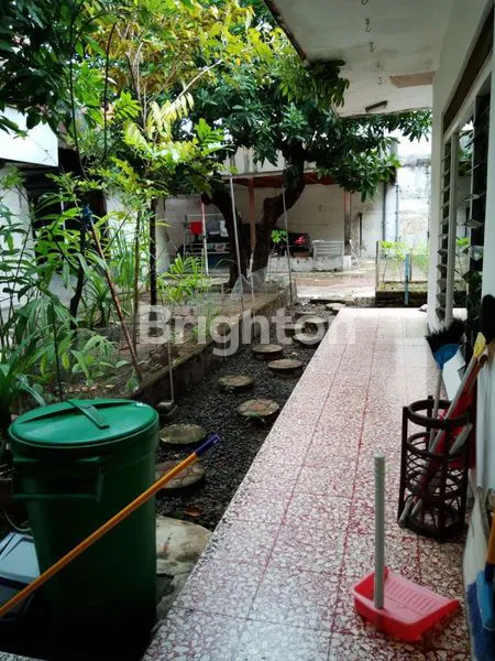 image RUMAH USAHA BANGUNAN INDUSTRI LUAS, NGAGEL TAMA, BARATAJAYA, GUBENG, SURABAYA TENGAH, JAWA TIMUR (6)