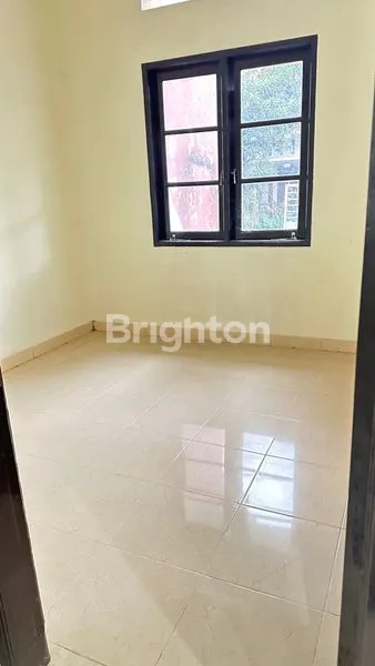 image RUMAH MEWAH 2 LANTAI DI THE NATURE SENTUL, SIAP HUNI (2)