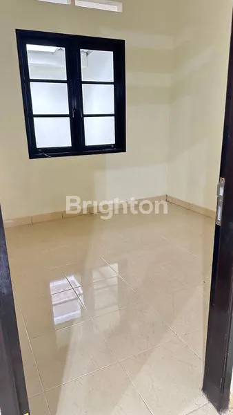 image RUMAH MEWAH 2 LANTAI DI THE NATURE SENTUL, SIAP HUNI (6)