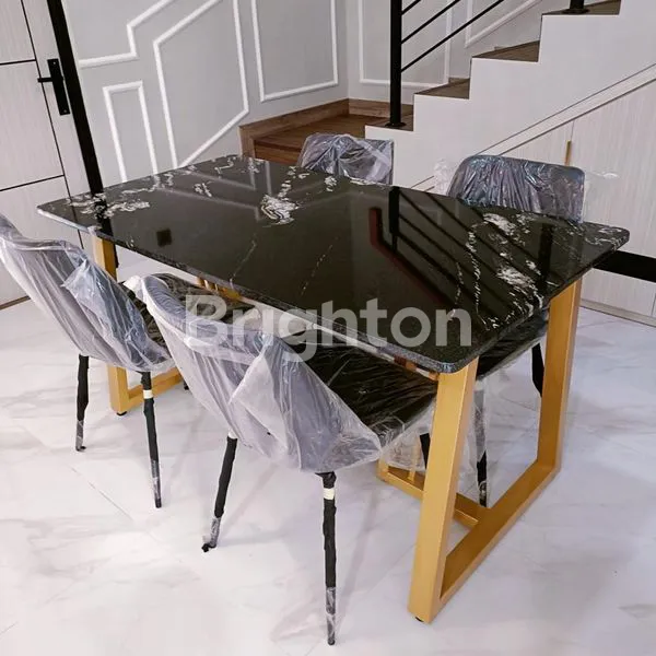 image RUMAH SIAP HUNI, HOEK, FULL FURNISHED & LINGKUNGAN ISLAMI (5)