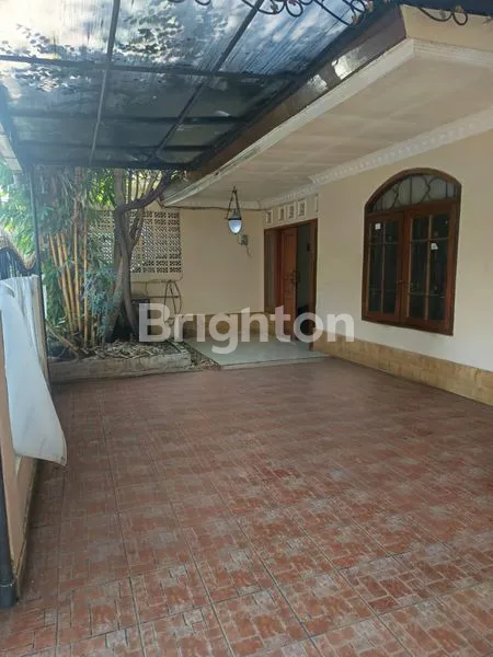 image RUMAH KOKOH 2 LANTAI TANAH LUAS 150 METER DI AREA STRATEGIS CILEDUG (2)