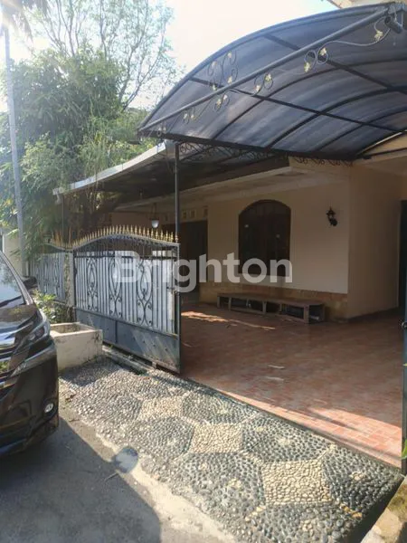 image RUMAH KOKOH 2 LANTAI TANAH LUAS 150 METER DI AREA STRATEGIS CILEDUG (1)