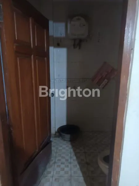 image RUMAH KOKOH 2 LANTAI TANAH LUAS 150 METER DI AREA STRATEGIS CILEDUG (8)