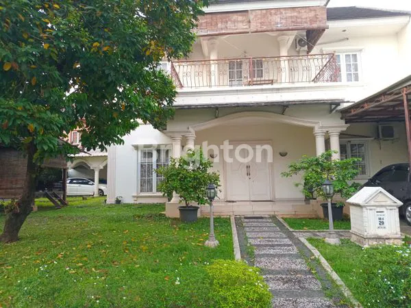 image DI JUAL RUMAH HOEK LUAS DI KOTAWISATA CIBUBUR (3)