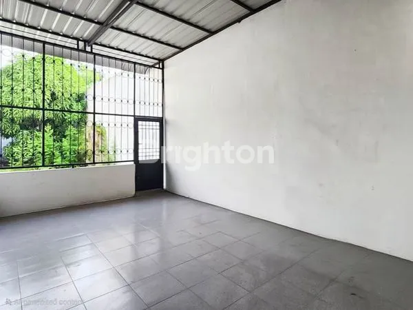 image RUKO 3 TINGKAT SIAP HUNI JL BILAL (3)