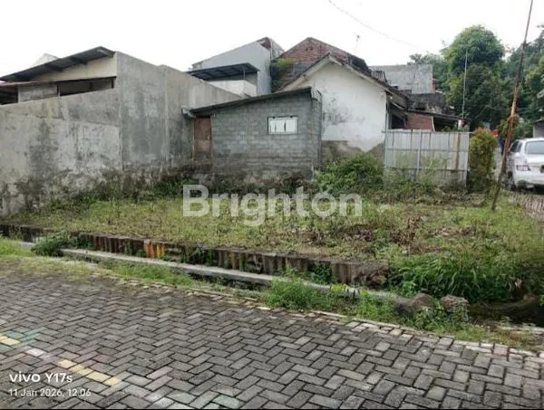 image RUMAH SIAP HUNI, LOKASI NYAMAN & BONUS TANAH DI SEMARANG (1)
