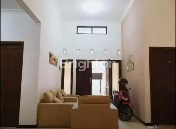 image HUNIAN NYAMAN DI VILLA ASTER BANYUMANIK SEMARANG (2)