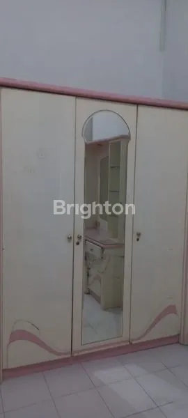 image DI JUAL / SEWA RUMAH SIAP PAKAI BAGUS PLAMONGAN INDAH (8)