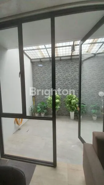 image RUMAH 2 LT CANTIK FULL FURNISH DI CENDANA PARC LIPPO KARAWACI TANGERANG  (5)