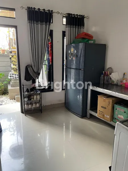 image RUMAH MODERN TROPIS 2 LANTAI DI PUSAT DENPASAR — TENANG & STRATEGIS, DEKAT SEMUA AKSES UTAMA (4)