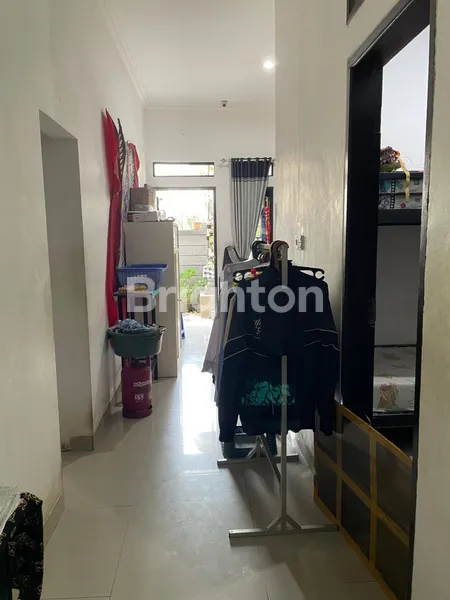 image RUMAH MODERN TROPIS 2 LANTAI DI PUSAT DENPASAR — TENANG & STRATEGIS, DEKAT SEMUA AKSES UTAMA (7)