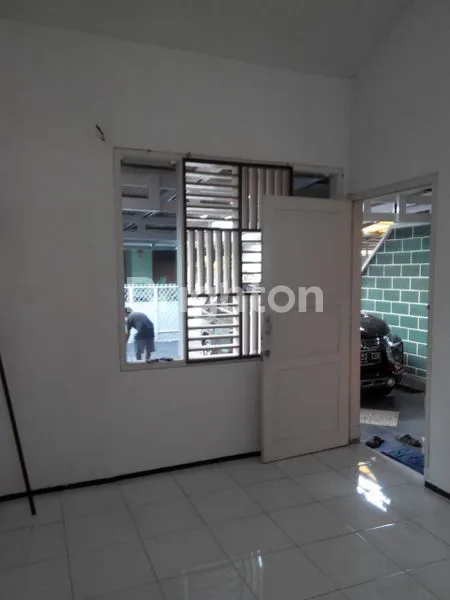 image RUMAH SIAP HUNI 3KT DI PONDOK KELAPA, HARGA NEGO (6)