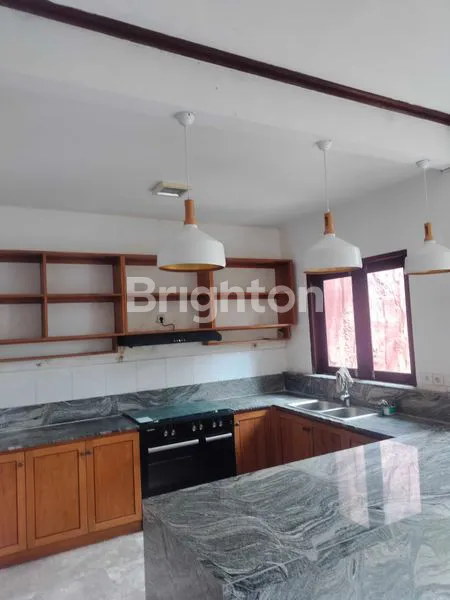 image DI JUAL VILLA DAERAH RENON (1)