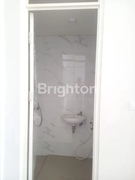 image RUMAH 2 KT DI CLUSTER DALTON, DEKAT STASIUN & AEON BSD (7)
