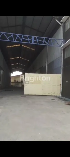 image DIJUAL GEDUNG DENGAN 2 GUDANG  (1)