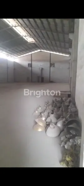 image DIJUAL GEDUNG DENGAN 2 GUDANG  (5)