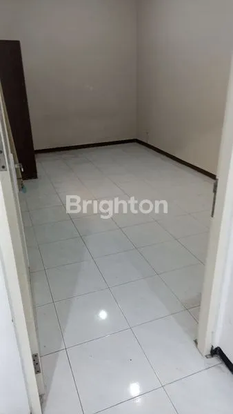 image RUMAH NIRWANA EKSEKUTIF WONOREJO RUNGKUT (3)