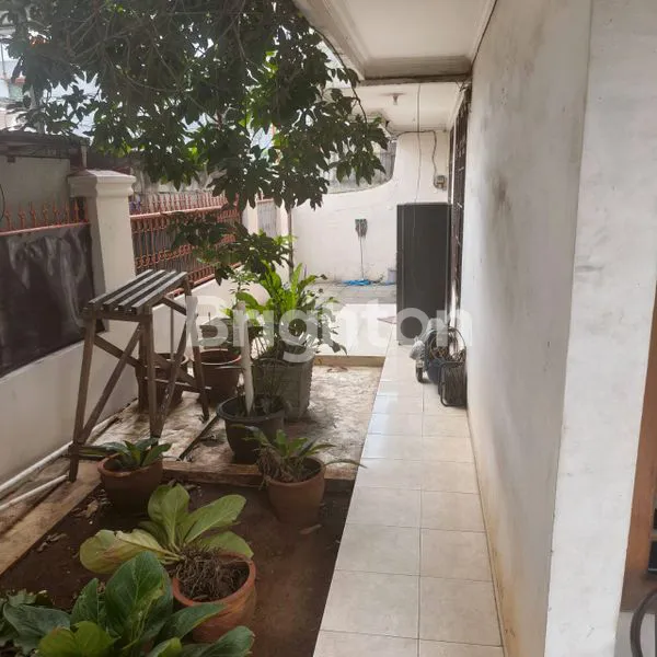 image DI JUAL RUMAH DI PINGGIR JALAN DI MALAKA DUREN SAWIT, JAKTIM. (5)