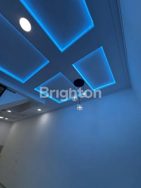 image RUMAH BARU 3 LANTAI STRATEGIS FULL FURNISH DI TANJUNG DUREN JAKARTA BARAT (8)