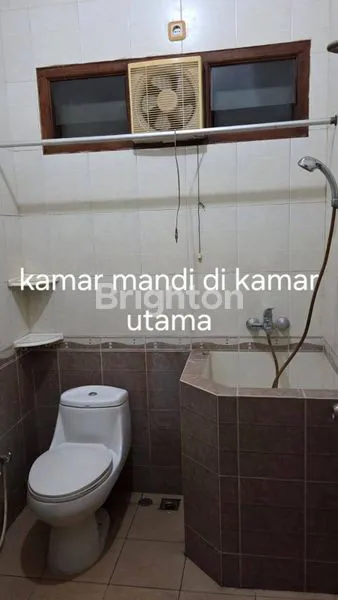 image RUMAH TENGGILIS MEJOYO BAGUS SIAP HUNI JARANG ADA DEKAT UBAYA, PANJANG JIWO, TRANSMART RUNGKUT, PRAPEN, KENDANGSARI, JEMURSARI (5)