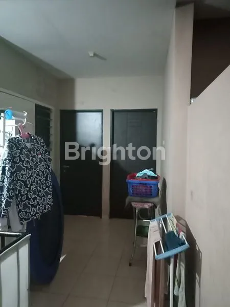 image RUMAH SIAP HUNI 2 LANTAI DI METRO PERMATA 1, TANGERANG (4)