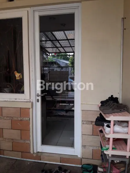 image RUMAH SIAP HUNI 2 LANTAI DI METRO PERMATA 1, TANGERANG (6)