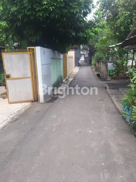 image DIJUAL MURAH RUMAH KOST 8 KAMAR DAN POSISI SELALU TERISI PENUH  (4)