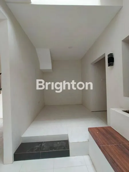 image RUMAH BARU 2.5 LT DEKAT SUHAT & UNIBRAW TERLETAK DIKAWASAN KAMPUS2 DIKOTA MALANG (7)