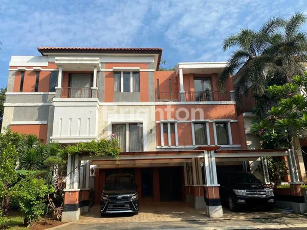 image RUMAH HOEK ELEGAN GADING PARK VIEW KELAPA GADING JAKUT.LOKASI PREMIUM SEMI FURNISHED. (1)