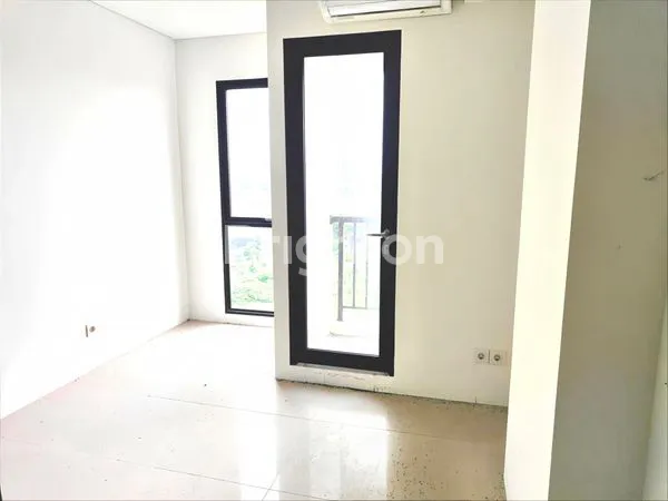 image APARTMENT CITRALAND VITTORIO WIYUNG 1BR LANTAI 17 (8)
