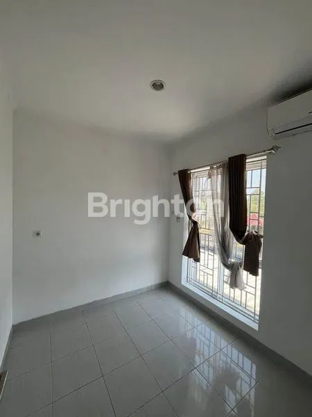 image RUMAH SEPATAN TANGERANG (8)