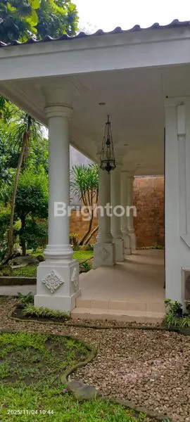 image RUMAH BERNUANSA CLASSIC DI RIVERSIDE  (7)