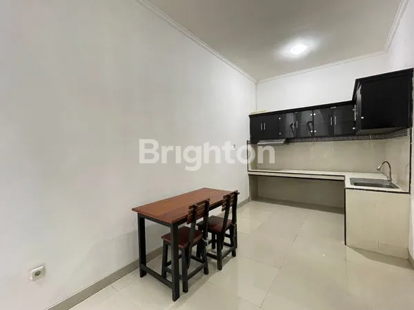 image RUMAH MINIMALIST 2 LANTAI DI TUKAD PANCORAN (7)