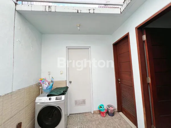 image RUMAH 2 LANTAI FULL FURNISHED DI RENON DENPASAR (6)