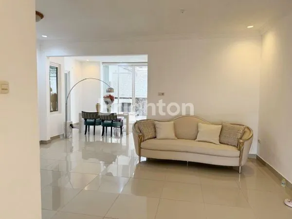 image RUMAH MINIMALIS MODERN LT 180 SIAP HUNI DI WIGUNA TENGAH (4)