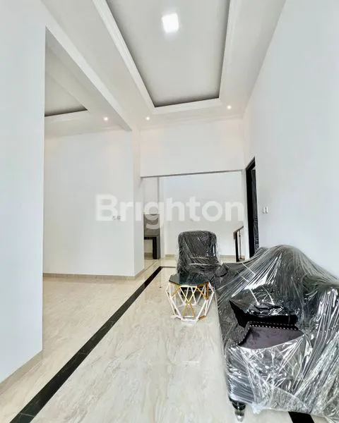 image RUMAH BARU MODERN KLASIK DEKAT UGM (2)