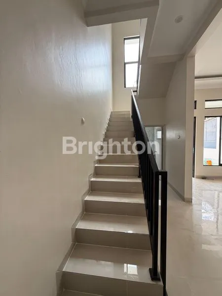 image RUMAH BANGUNAN BARU DI GADING SERPONG SEKTOR 8B (5)