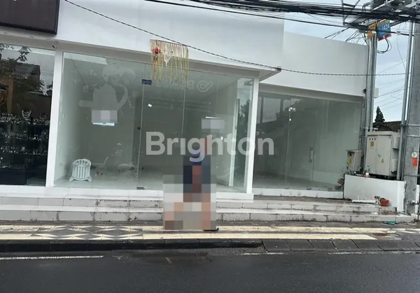 image DISEWAKAN RUKO DI LOKASI STRATEGIS JALAN RAYA SEMINYAK (3)