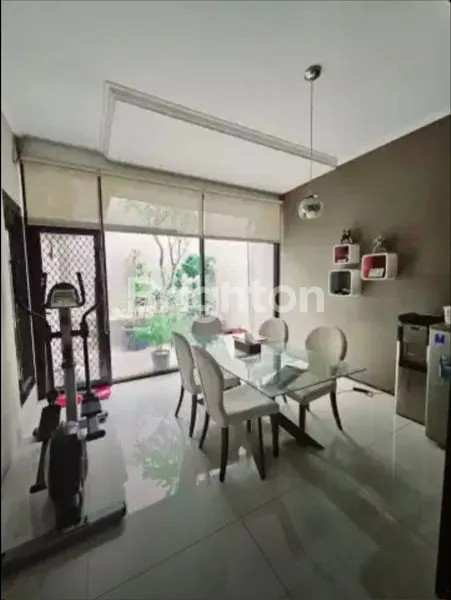 image LUXURY LIVING DI JANTUNG CILANDAK || LOKASI PREMIUM \U25AA\UFE0E JALAN LEBAR \U25AA\UFE0E INVESTASI TERJAMIN (4)