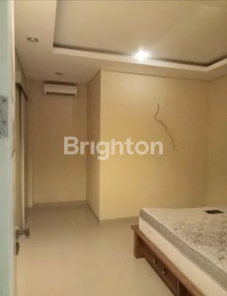 image RUMAH SUDUT STRATEGIS DI DENPASAR, LENGKAP DENGAN PAVILIUN & ROOFTOP LUAS (5)