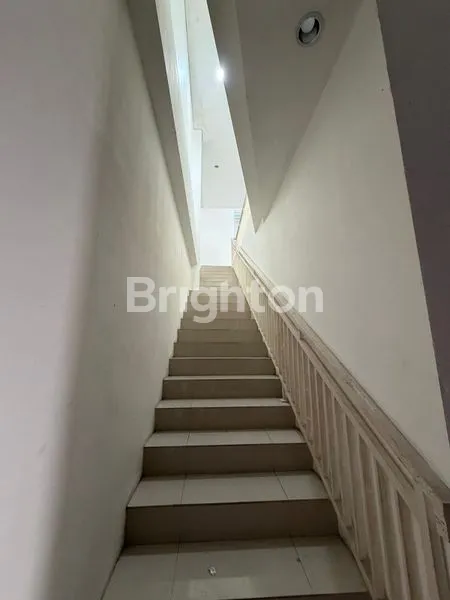 image RUKO LUAS 2 LANTAI SUPER STRATEGIS DI DENPASAR (8)