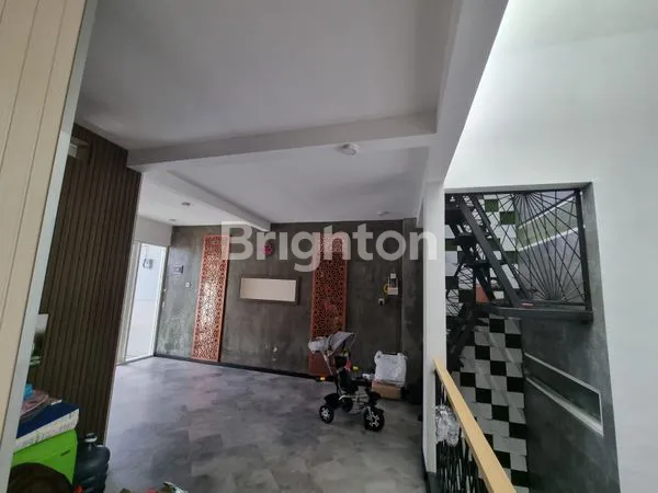 image RUMAH 4 LANTAI FURNISH LENGKAP DI VIQUI RESIDENCE (3)