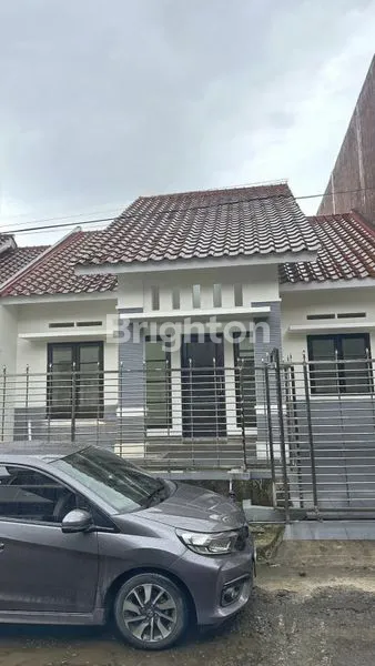 image RUMAH 4KT SIAP HUNI DEKAT PUSAT KULINER SENTUL (1)