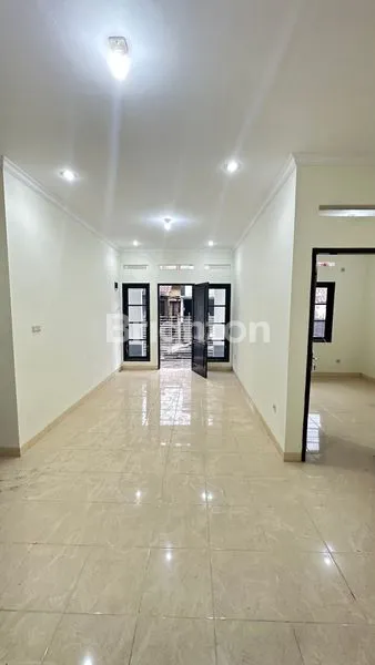 image RUMAH 4KT SIAP HUNI DEKAT PUSAT KULINER SENTUL (3)