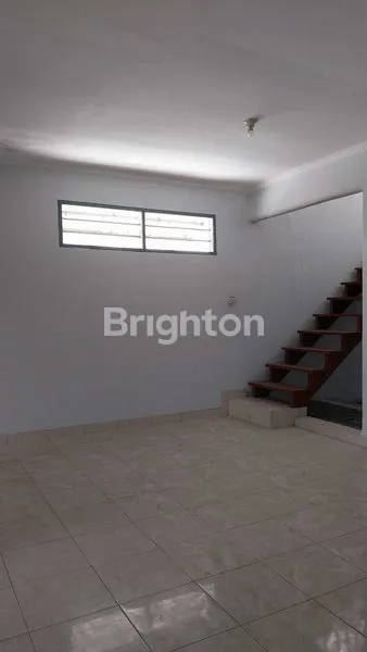 image RUMAH DALAM KOMPLEK KEBON JERUK (7)