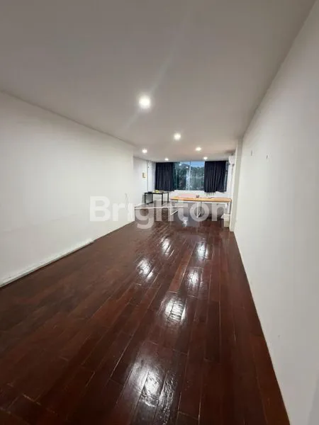 image RUKO PLAZA PACIFIC 4 LANTAI , LOKASI STRATEGIS, COCOK UNTUK KANTOR DAERAH KELAPA GADING, JAKARTA UTARA (2)