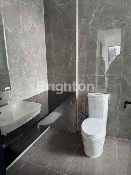 image DIJUAL RUMAH MEWAH MAPLE RESIDENCE GOLF VIEW, SUMMARECON BOGOR (6)