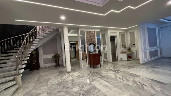 image LUXURY HOME WITH CLASSIC AMERICAN STYLES (5)