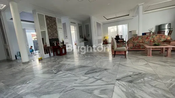 image LUXURY HOME WITH CLASSIC AMERICAN STYLES (6)